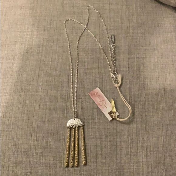 Mixed Metal Pendant Necklace - Picture 6 of 7